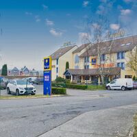 Hotel Premiere Classe Beauvais Hotel Car Park External In Beauvais