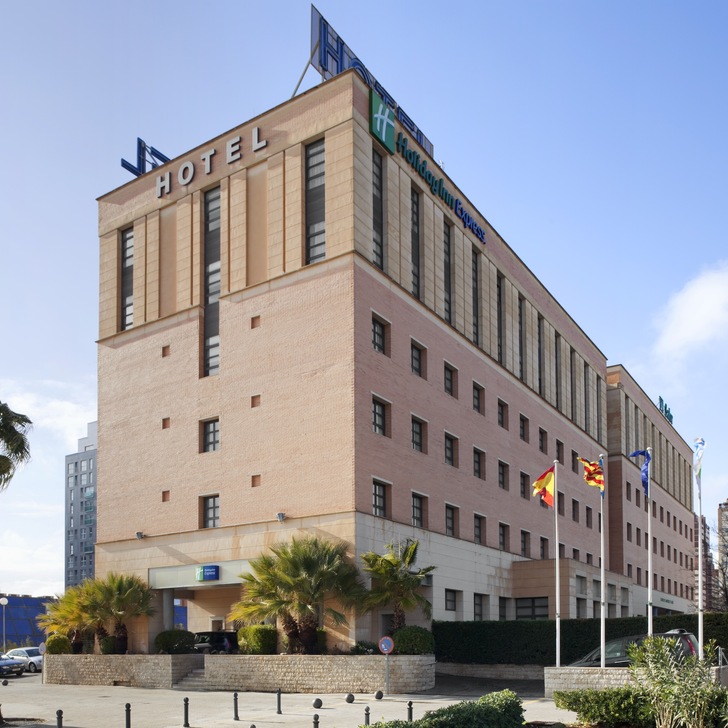 HOLIDAY INN EXPRESS VALENCIA-CIUDAD LAS CIENCIAS Hotel Car Park (External) Valencia