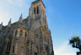 Parkings Eglise Sainte-Eugénie à Biarritz - Réservez au meilleur prix